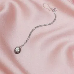 Ruby Raang Silver-Plated Kundan-Studded MaangTikka-picture-12