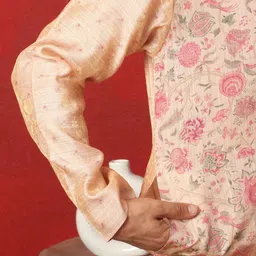 KRAFT INDIA LUXE Men Floral Printed Regular Kurta with Pyjamas & Dupatta image 4