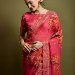 CANIZZARO Women Floral Printed Sequinned Pure Chiffon Saree image 2