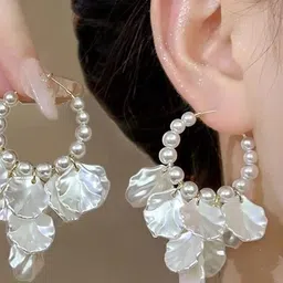 ONUYX Girls Gold-Plated Beaded Hoop Earrings image 4