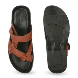 Auserio Men Round Toe Textured Sandals image 3