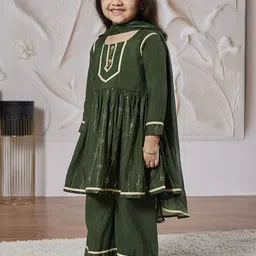 VASTRAMAY Girls Geometric Printed U-Neck Regular Kurta With Palazzos With Dupatta image 4