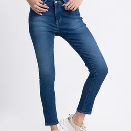 SPYKAR Women Blue Cotton Adora Skinny Fit Light Fade Jeans-picture-41