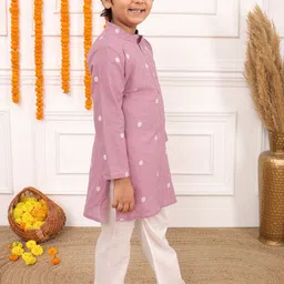 Biglilpeople Boys Printed Regular Pure Cotton Kurta with Pyjamas image 4