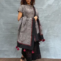 Chidiyaa Ethnic Motifs Printed Block Print Dupatta-picture-13