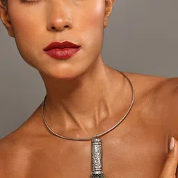 VENI 92.5 Silver-Plated Oxidised Necklace image 4