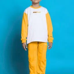 WEARDUDS Kids Printed Sweatshirt With Trousers-image-14