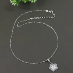 V FASHION JEWELLERY Silver-Plated Cubic Zerconia Studded Star Shaped Pendant With Chain image 2