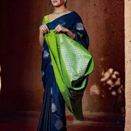 revika Woven Design Zari Pure Silk Kanjeevaram Saree image 2