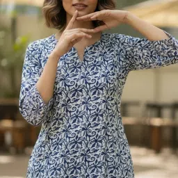 surhi Women Printed Cotton Blend Straight Kurta-picture-17