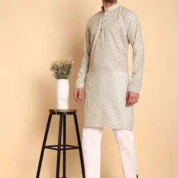 Vardha Floral Printed Mandarin Collar Straight Kurta image 3
