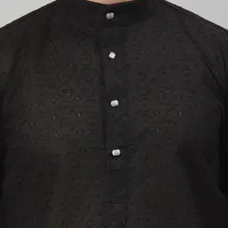 NEUDIS Men Indie Prints Kurta image 5