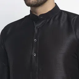 Jompers Men Black Solid Dupion Silk Thread Work Straight Kurta image 4