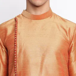here&now x sanwara Sanwara Men Orange Solid Art Silk Straight Kurta image 5