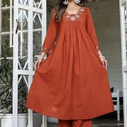 Rujave Floral Embroidered Regular Thread Work A-Line Kurta With Trousers & Dupatta-image-16