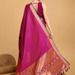 MARUTI ART Checked Zari Jacquard Paithani Saree image 5
