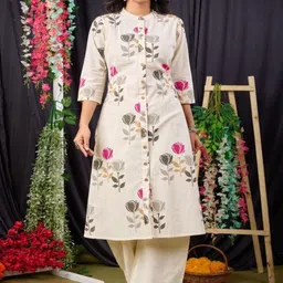 Belveera Floral Printed Mandarin Collar Pure Cotton Kurta with Trousers-image-4