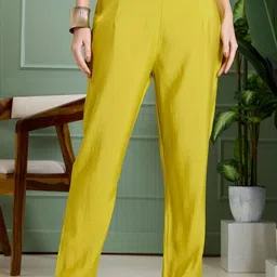 FASHOR Women Floral Embroidered Regular Thread Work Kurta with Trousers & With Dupatta image 4