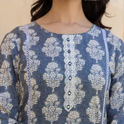 Varanga Ethnic Motifs Printed Regular Thread Work Kurta with Trouser & Dupatta image 2