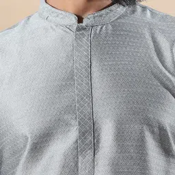 filori studio FILORI Self Design Art Silk Festive Kurta image 4