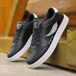 COOPERWINGS Men Fashion image 5