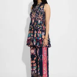 SHASHA GABA Printed Mandarin Collar Neck Top With Trousers Co-Ords image 3