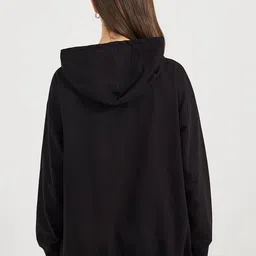 Styli Women Oversized Fit Long Zip Through Slogan Hoodie image 4