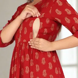 vaidiki Women's Plus Size Maternity Printed Kurta image 4