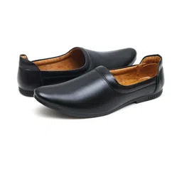 Groofer Men Black Solid Slip On Semi Formal Shoes image 2
