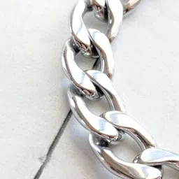 Omaya Jewels Unisex Chic & Contemporary Link Bracelet image 2