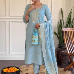 J.KANJI Women Ethnic Motifs Printed Kurta with Trousers & Dupatta image 2