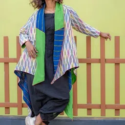 Prathaa Women Colourblocked Open Front Jacket-picture-39