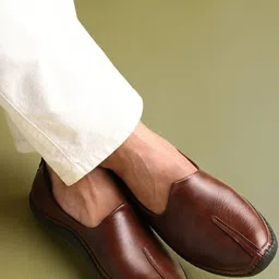 LOUIS STITCH Men Ethnic Slip-On Shrunken Nagra Juti-picture-10