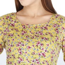 Neelokurti Women Floral Printed Patchwork Crepe Kurta image 5