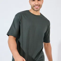 styli Men Solid Cotton Rich Oversized T-Shirt image 1