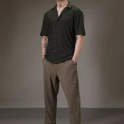 Banana Club Men Textured Printed Cuban Collar Casual Shirt image 5