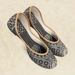 Anouk Women Embellished Party Mojaris with Embroidered Flats image 2