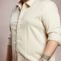 Instafab Plus Vertical Striped Textured Comfort Spread Collar Cotton Shirt image 3