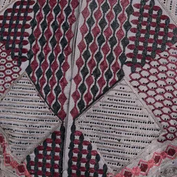 ODETTE Men Embroidered Kurta image 5