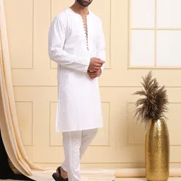 MIDAV Yoke Design Mirror Work Kurta image 3