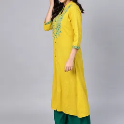 Divena Women Plus Size Ethnic Motifs Yoke Design Thread Work Pure Cotton Kurta image 3