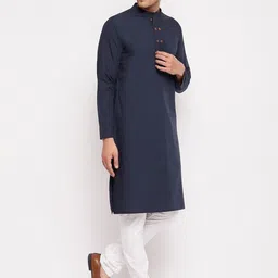 Hypernation Men Navy Blue Thread Work Kurta image 3