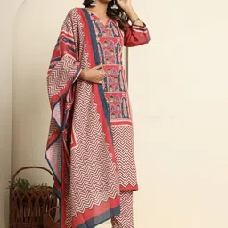 FLAMBOYANT Women Ethnic Motifs Printed Regular Pure Cotton Kurta with Trousers & Dupatta image 3