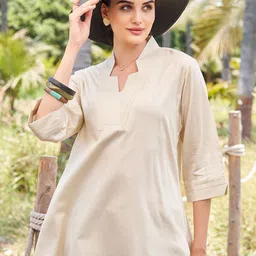 TITTLI V-Neck Tunic With Trousers Co-Ords image 3