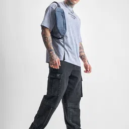 HIGHLANDER Men Baggy Fit High-Rise Clean Look Cargo Styles Zip Non Stretchable Jeans image 5