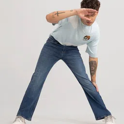 Snitch Men Bootcut Mid-Rise Light Fade Stretchable Jeans-picture-15