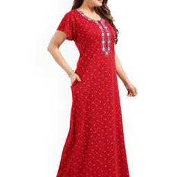 R RILO Women Printed Cotton Blend Regular Nightdress image 3