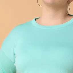 SHOWOFFFF Crop Top image 5