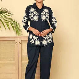 Zolo Label Embroidered Shirt Collar Tunic & Trousers Co-Ords-image-42