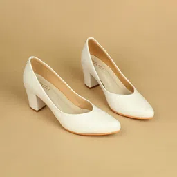 Ozuri Block Sandals image 1